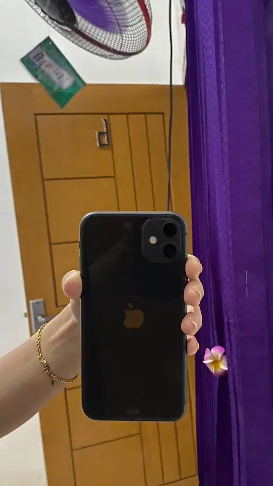 Iphone 11 ex iBox