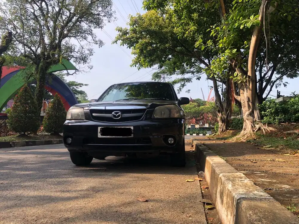 Mazda Tribute 2.0 ,Thn 2004 ,Bensin