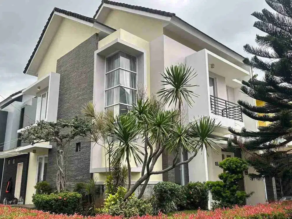 DISEWAKAN RUMAH CLUSTER HOOK & LUAS DI BINTARO SEKTOR 9