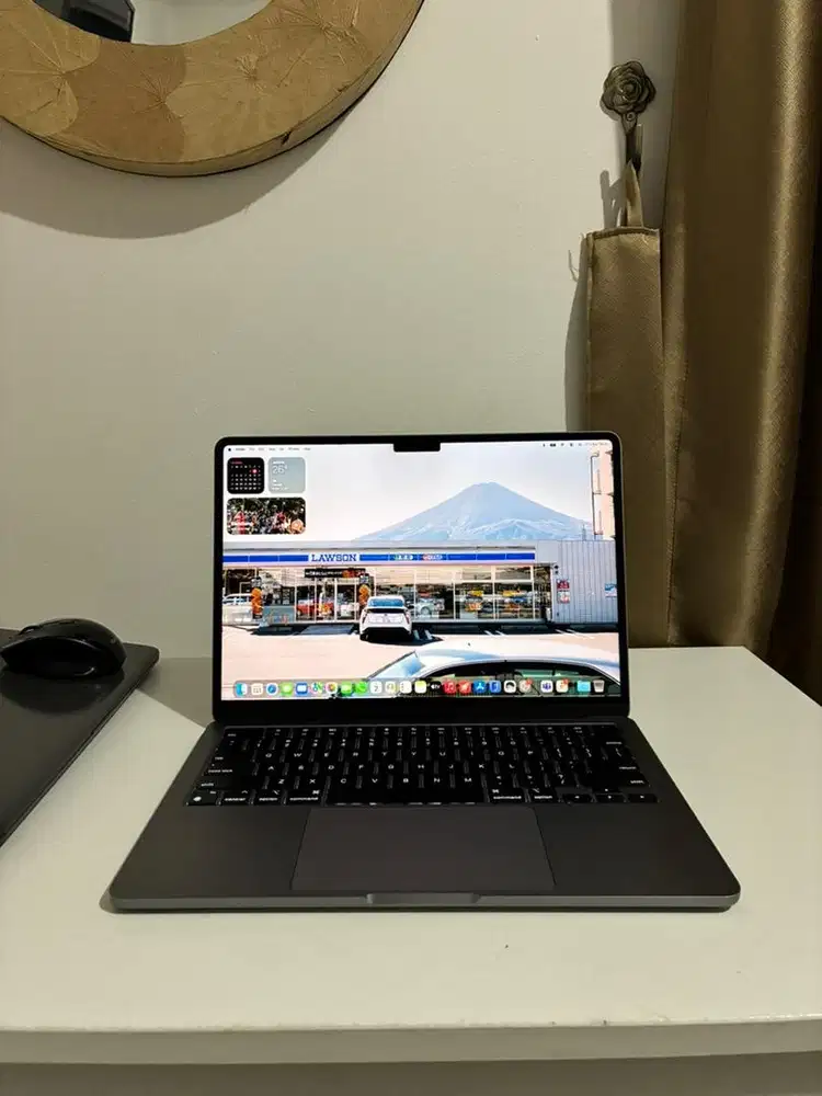 MacBook Air 2024 M3 13 inch 8/256