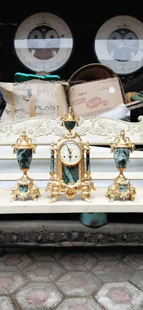 Vtg Franz Hermle Imperial Ormolu Porcelain Gilt Brass Mantle Clock