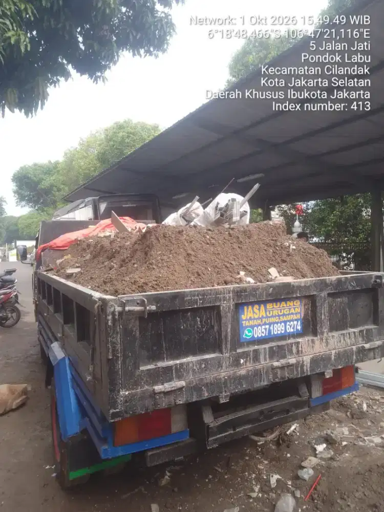 Jasa buang puing dan urugan tanah