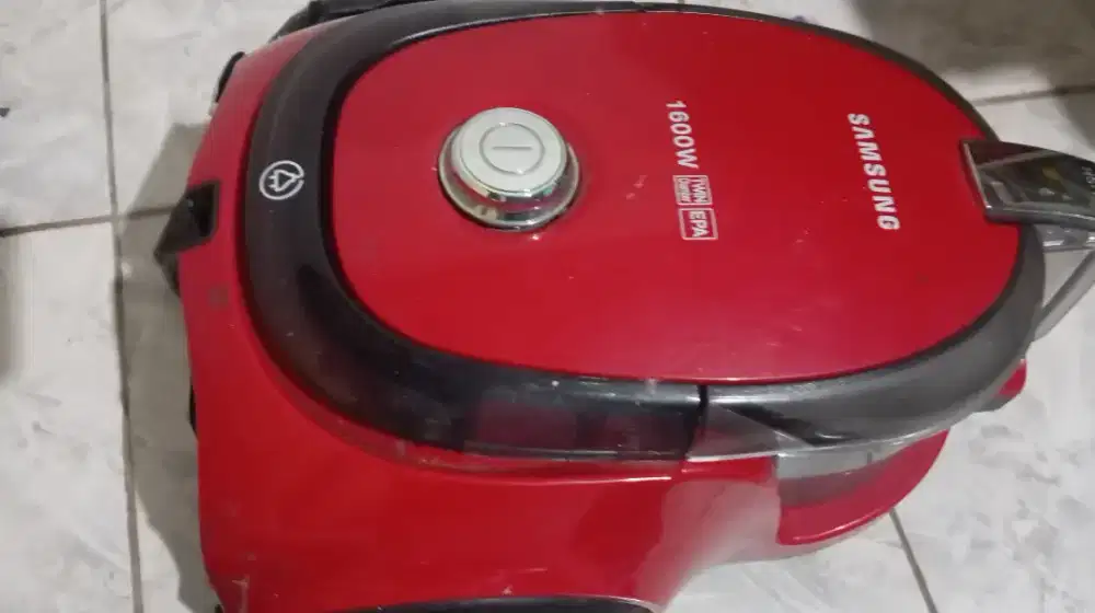 Vacum cleaner samsung 1600 wtt