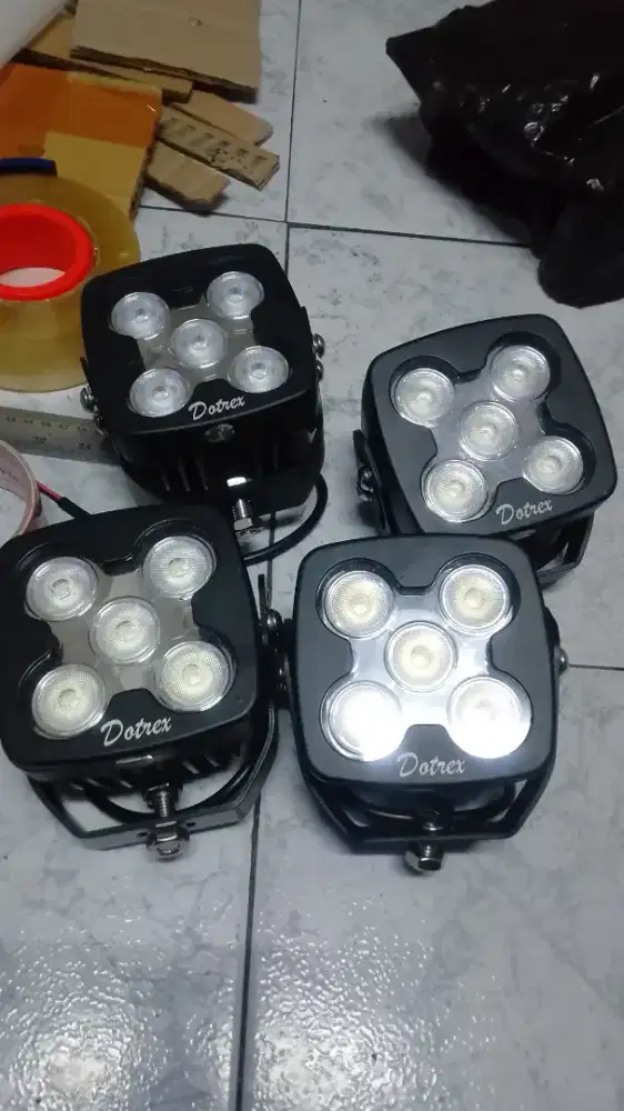 Lampu Sorot Dotrex 5 Mata
