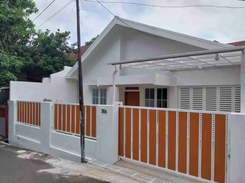 Rumah di sewakan di cipete jln Saidi, lokasi setrategis