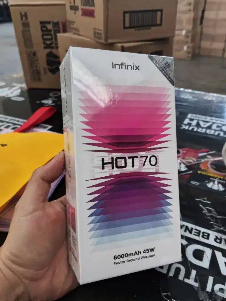 Infinix hot 70 8/128 black new