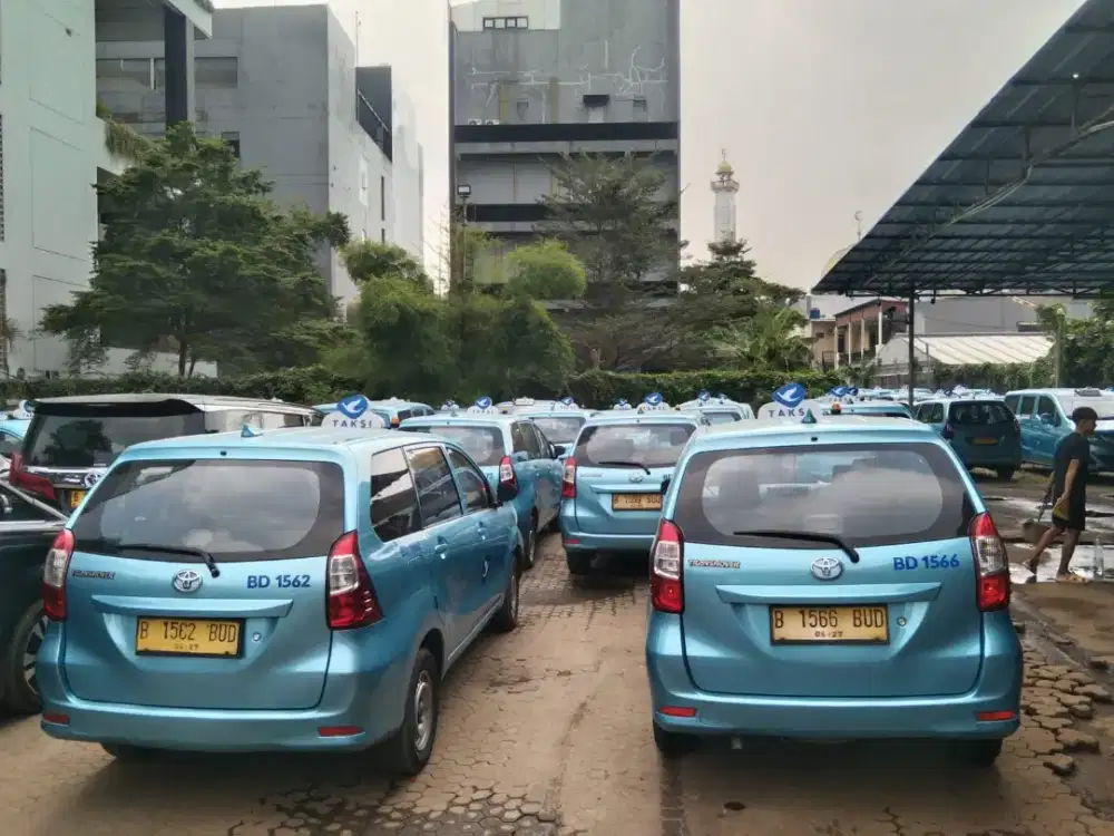 Loker driver propesional