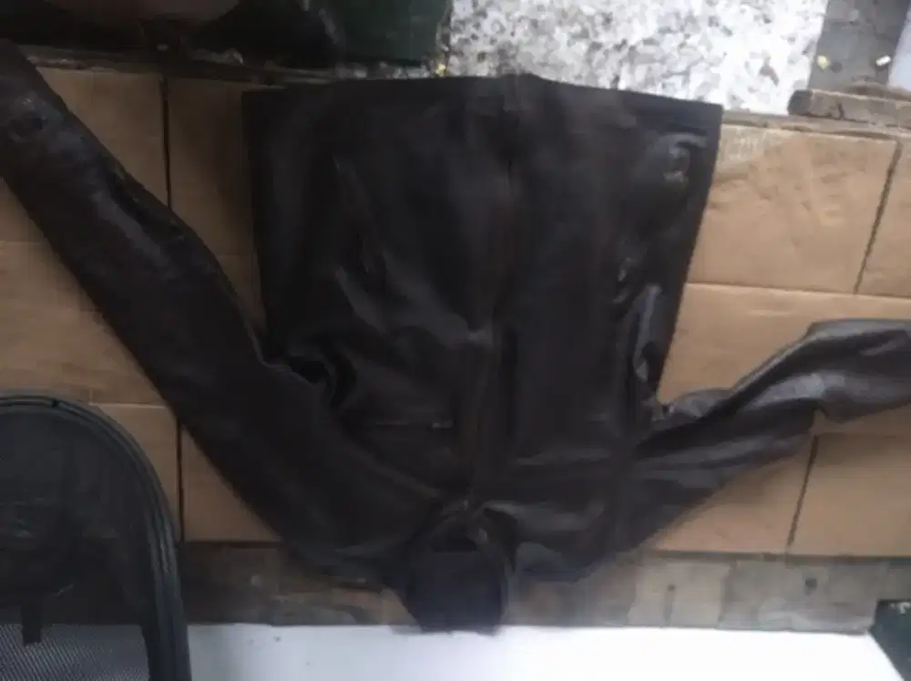 Jaket kulit asli