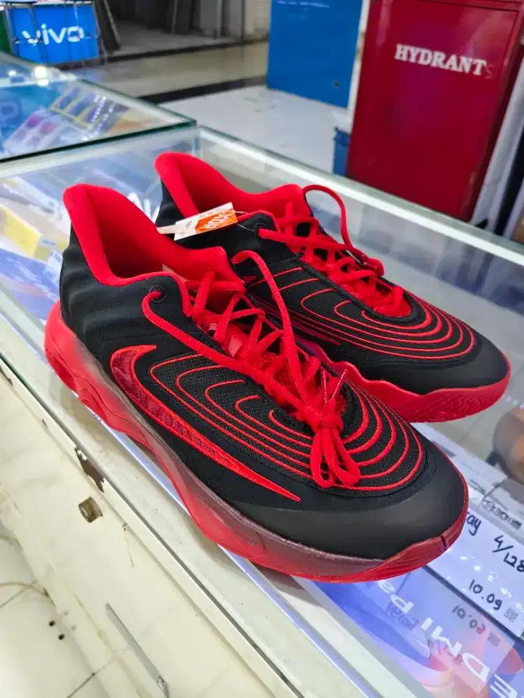 Sepatu basket giannis imortality 4