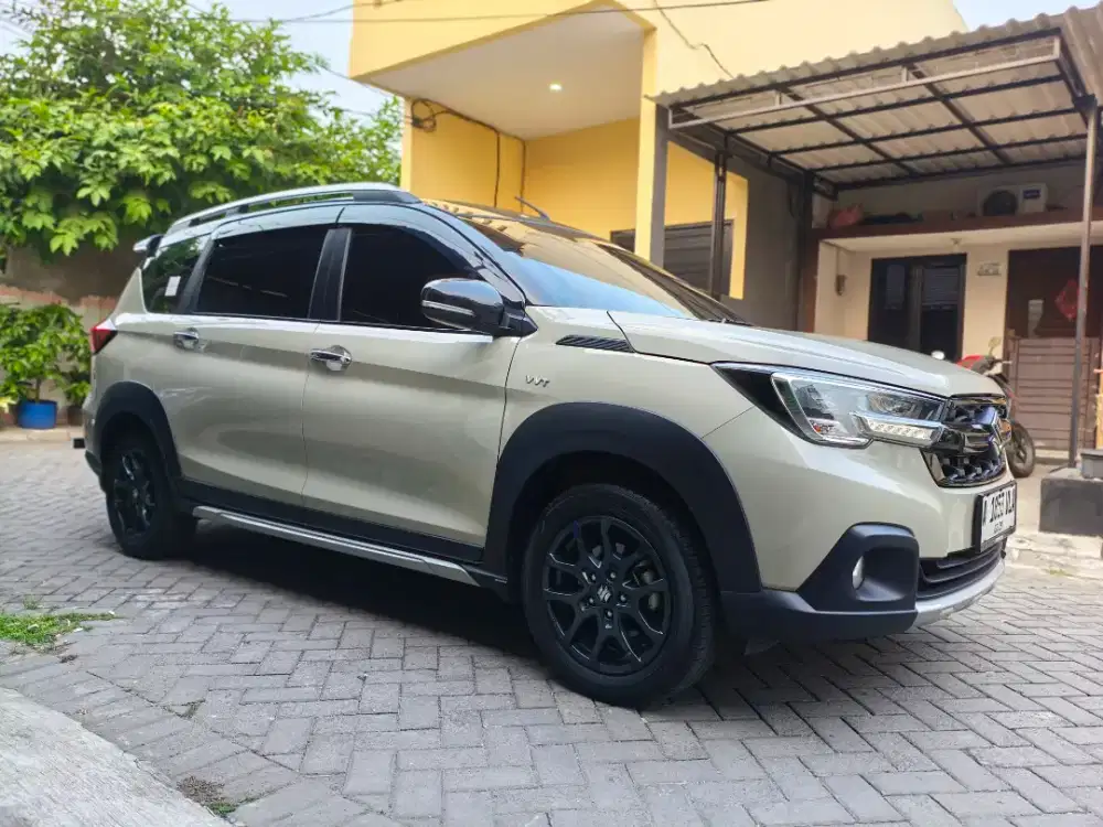 Suzuki XL 7 Alpha Twotone ivory MT 2023