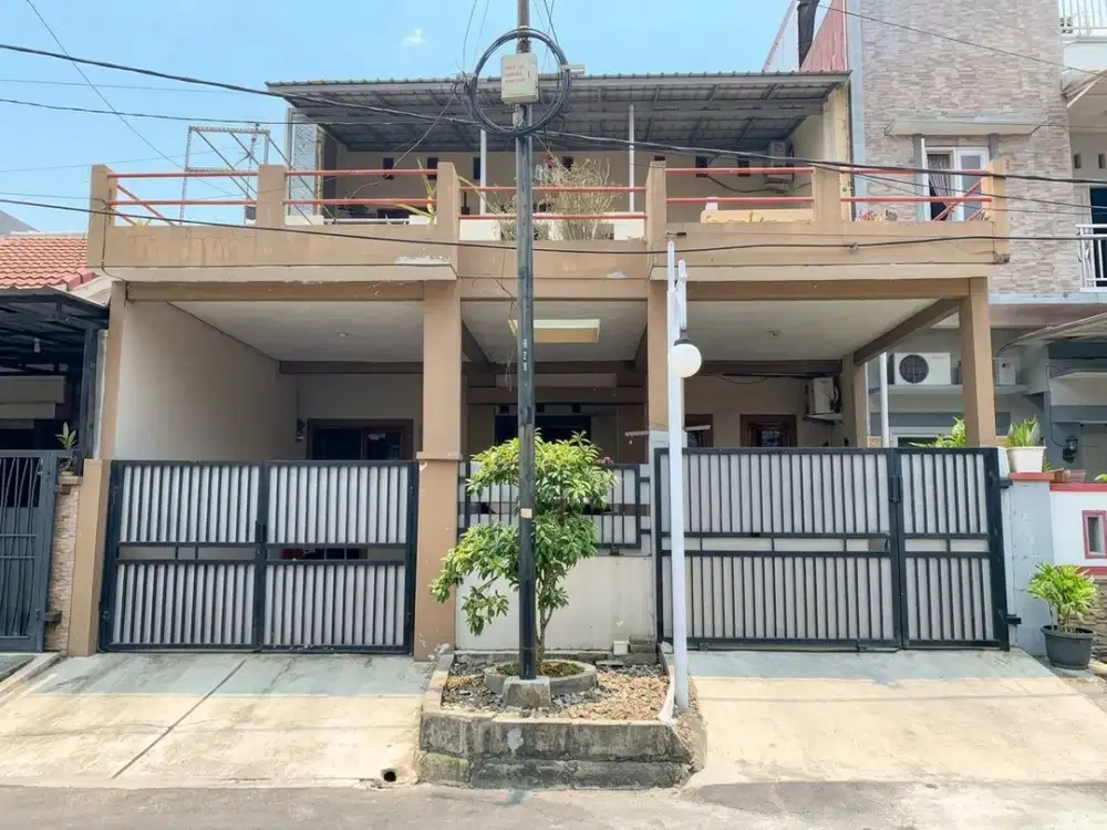 rumah 2 lantai rapi nempel summarecon  dekat akses stasiun, di prima harapan regency (PHR)