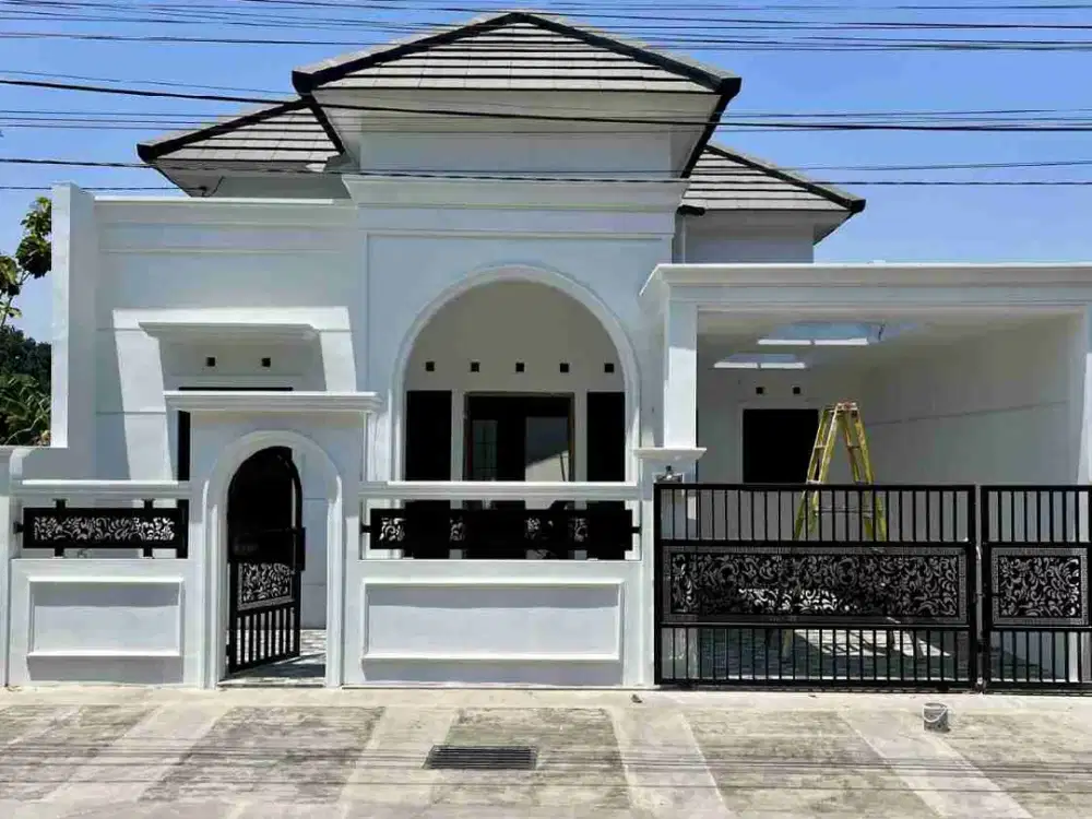 Rumah Baru klasik modern Dekat Bandara Adi Sucipto dan Kampus UKRIM