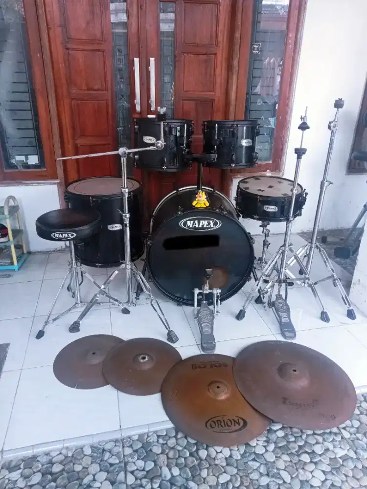 Drum mapex v + cymbal set
