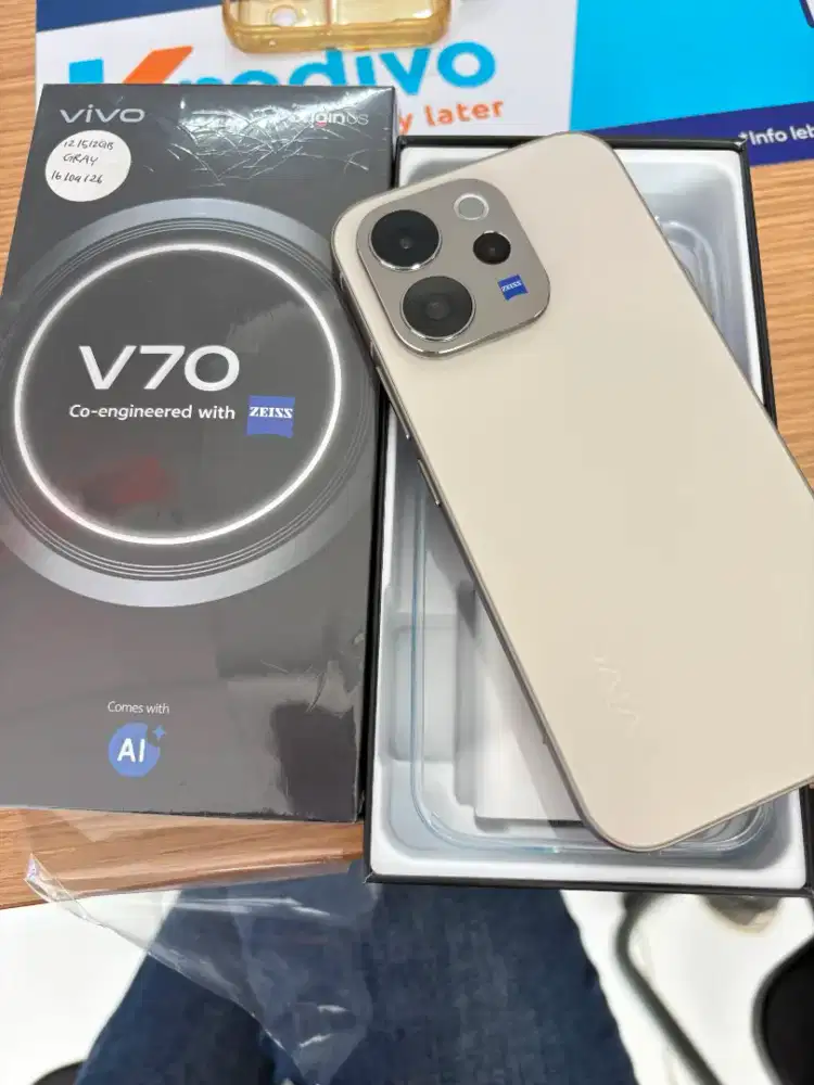 Vivo V70 5G cash/cicilan tanpa dp