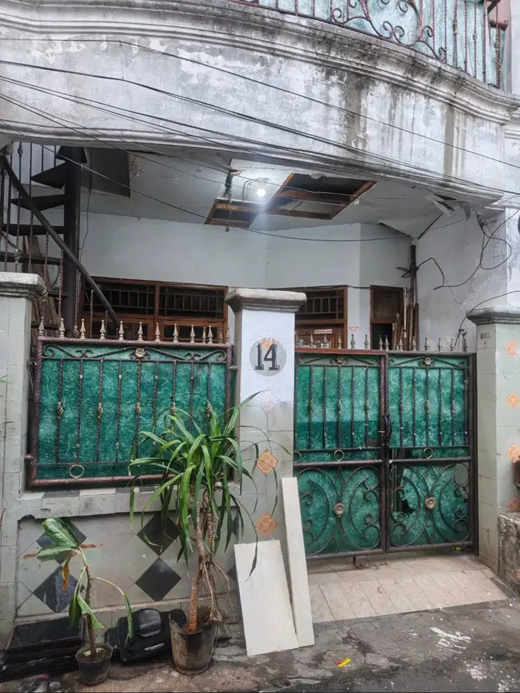 Dijual Rumah 2 Lantai Lokasi Strategis Pancoran Jakarta Selatan