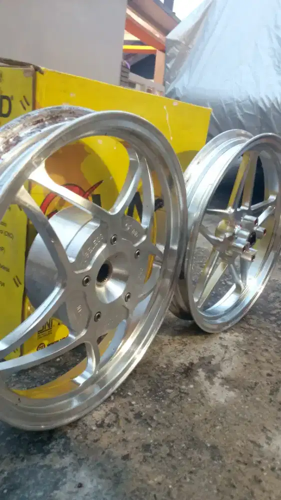 VND V Speed Silver