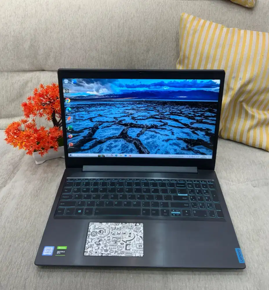 Lenovo gaming L340 i5 gen 9 ram 8gb 256gb ssd 1tb hdd vga  gtx 1650