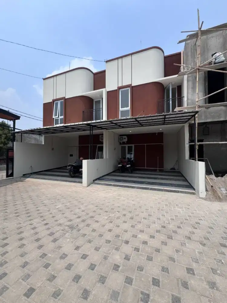 Rumah hanya 5 menit ke pintu toll Desari & cinere