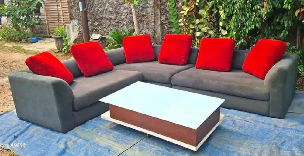 Sofa Fellini Evita Asli set meja preloved