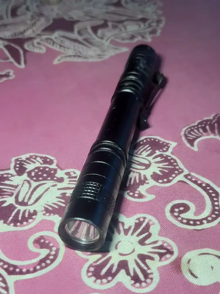 Senter kecil terang