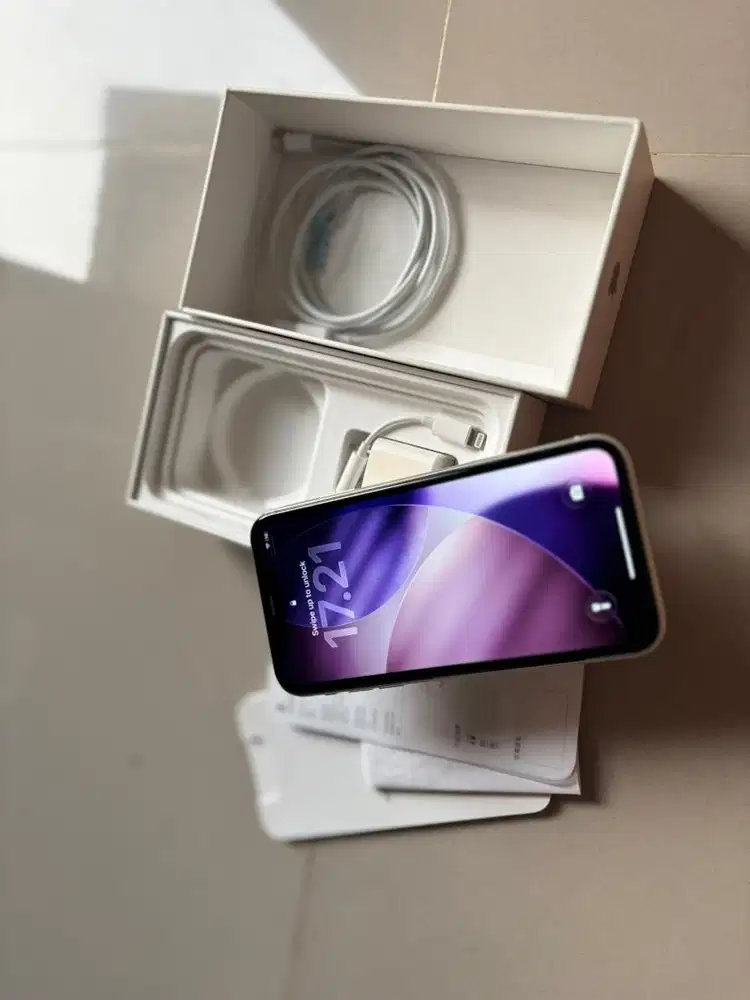 IPHONE 11 WHITE 128GB Inter All Operator