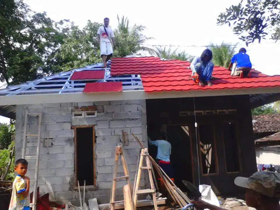Konstruksi Baja Ringan TASO Utk Bongkar Renovasi Atap Serahkan Kami