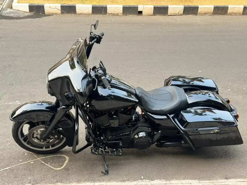 Harley street glide streetglide SG full paper mabua