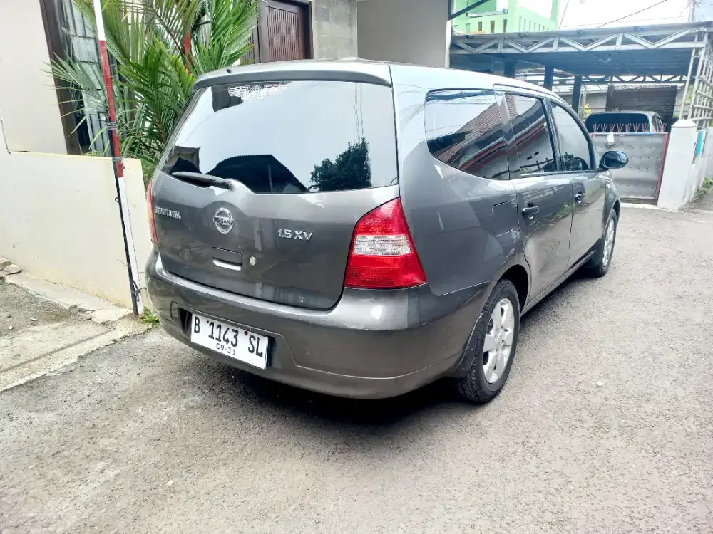 GRAND LIVINA XV AT 2008