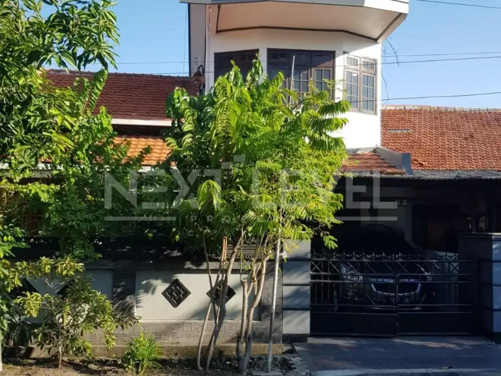Dijual rumah di Tenggilis Mejoyo