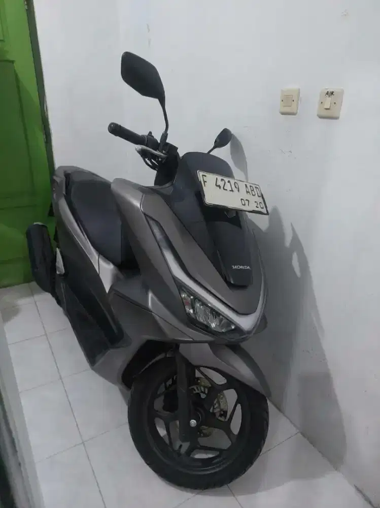 Honda PCX tahun 2025