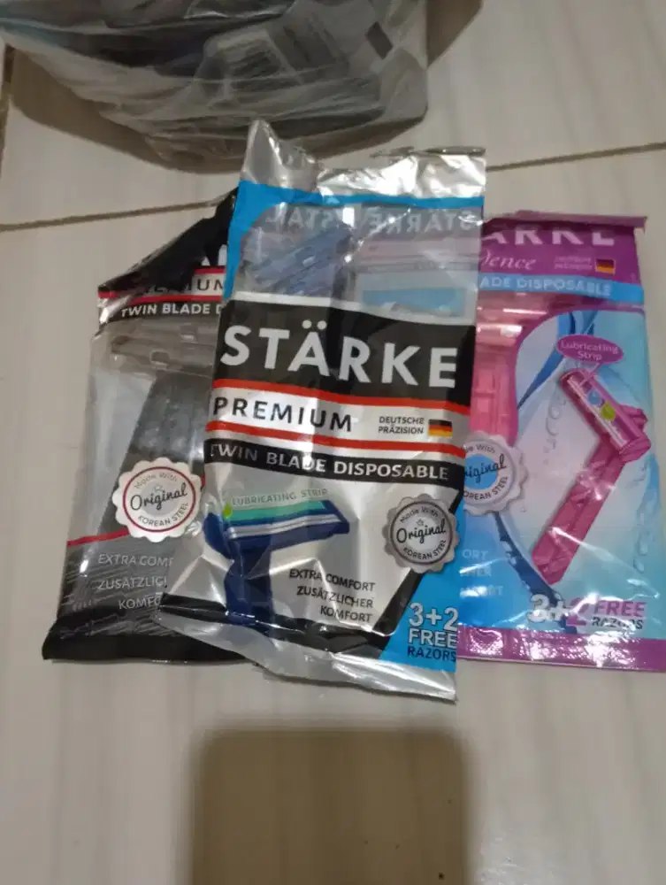 Pisau cukur kumis dan jengot
