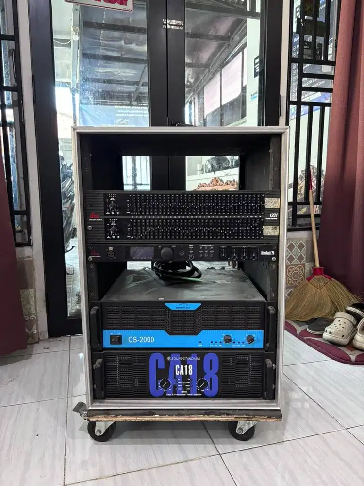 DIJUAL PAKET SOUND SYSTEM BEKAS CAFÉ / LIVE MUSIC – TEGAL