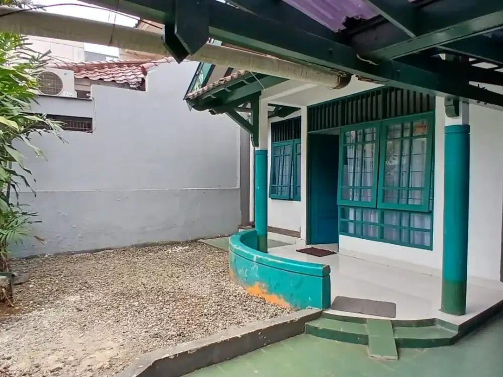 Disewa Rumah Jl. Camar Sektor 3 Bintaro