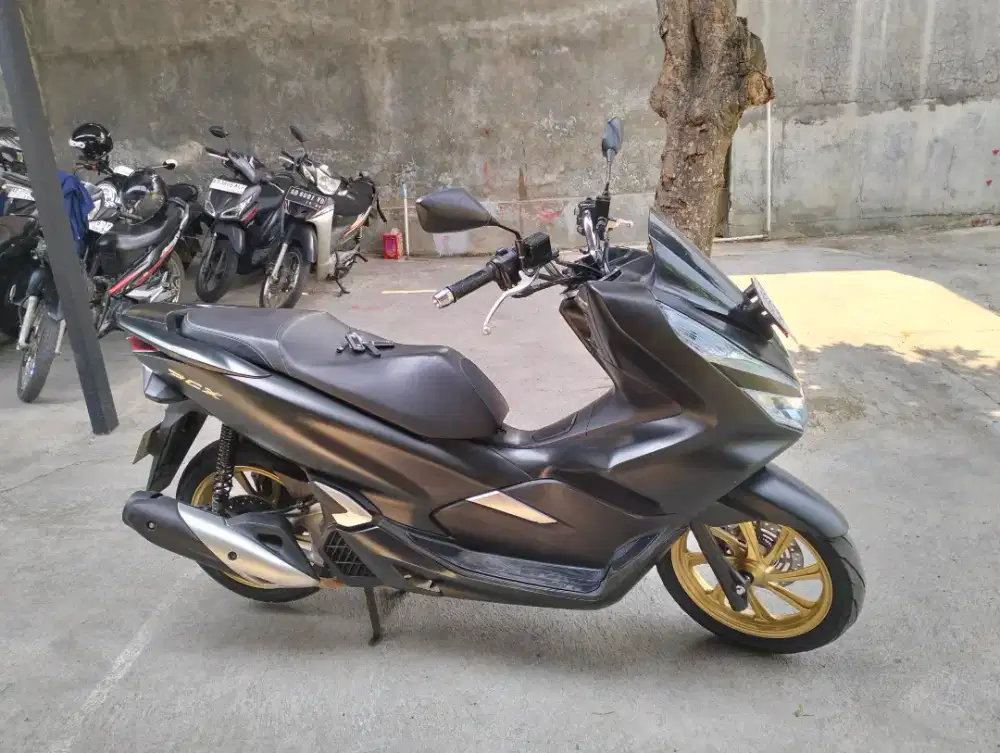 Honda PCX 150 ABS murah dan berkualitas