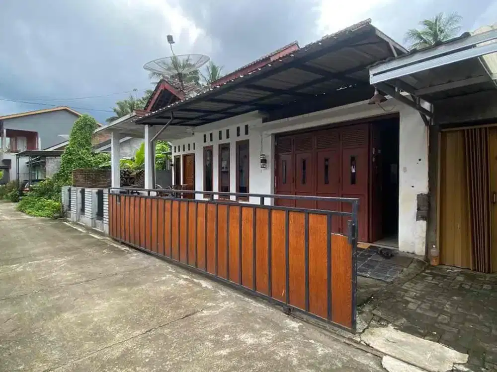 Rumah Asri Dekat 2 Lantai Dekat Tol Salatiga