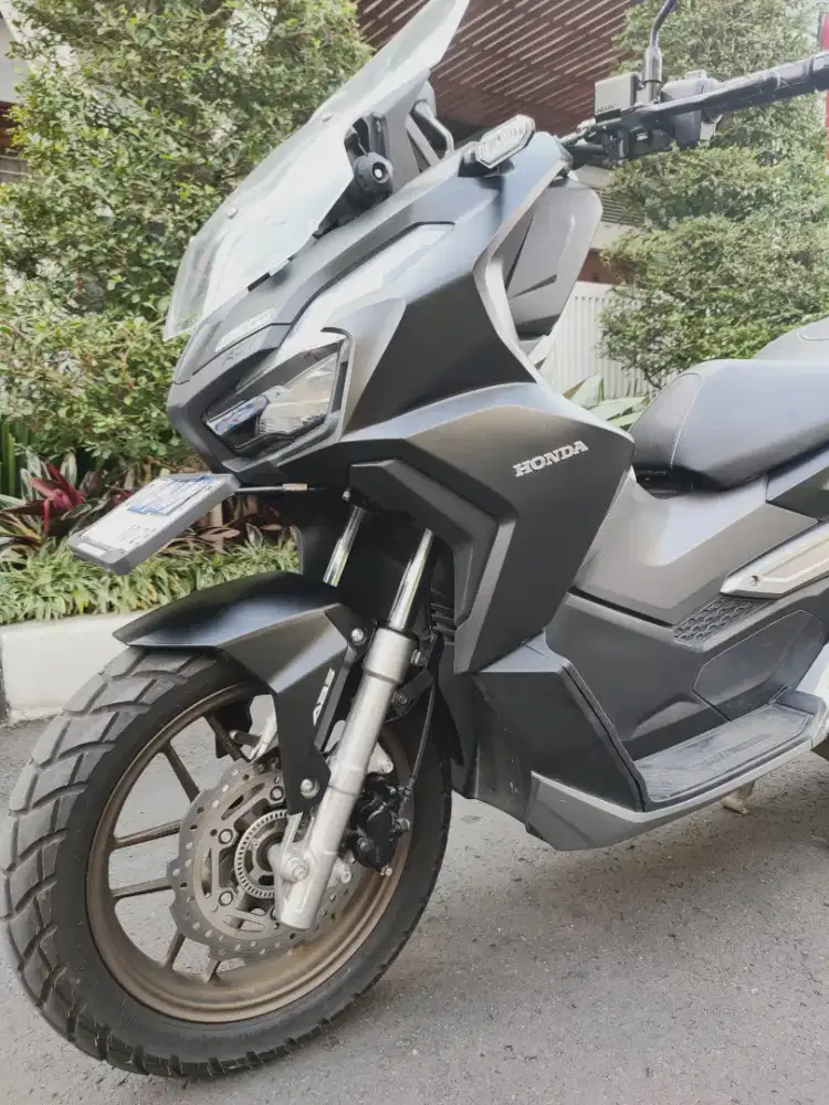 ADV ABS 2024 km 2rb ADV 2025 ADV 2026 bandingin