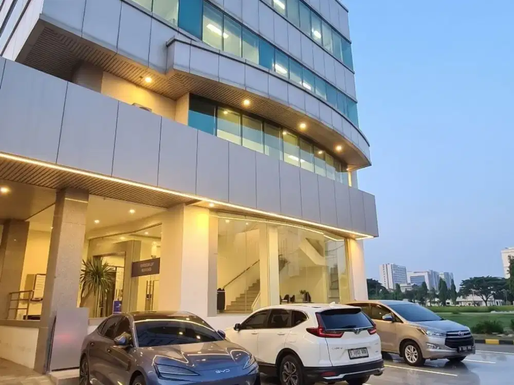 GEDUNG EX SHOWROOM MOBIL 2 LANTAI 1200 M2 DI GROGOL DEKAT S PARMAN TAMAN ANGGREK FULL FURNISHED SIAP HUNI