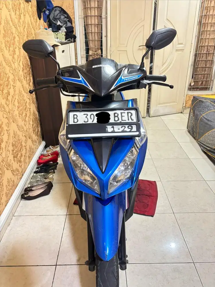 Dijual motor pemakaian pribadi/ Pajak On