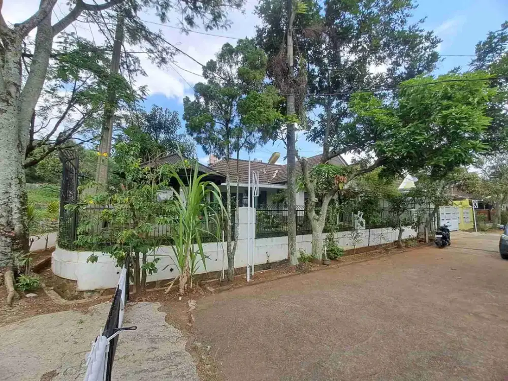 Bismillah dijual rumah siap huni di Arcamanik kota bandung dengan isi nya