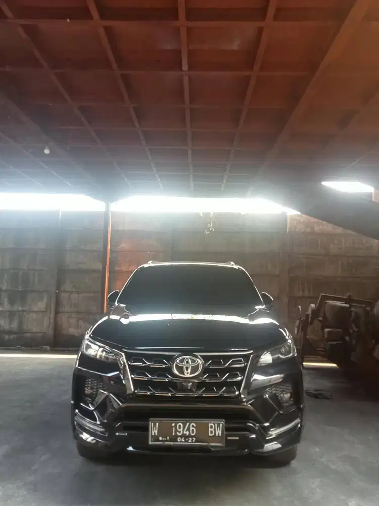Dijual mobil bekas fortuner thn 2022