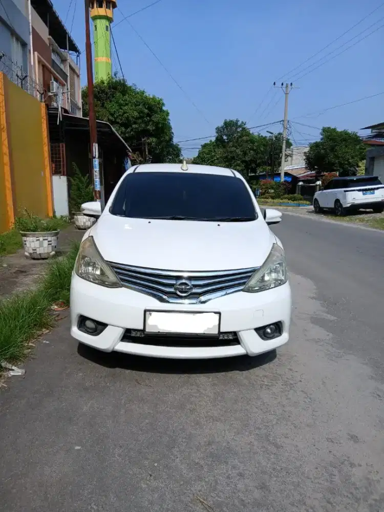 NISSAN GRAND LIVINA 1.5 XV AT 2017