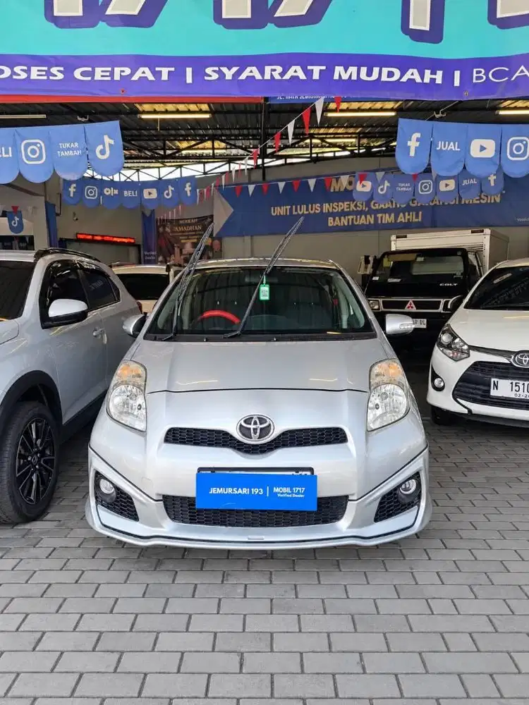 TOYOTA 2013 YARIS J 1.5 MT SILVER
JL.RAYA JEMURSARI MOBIL 1717