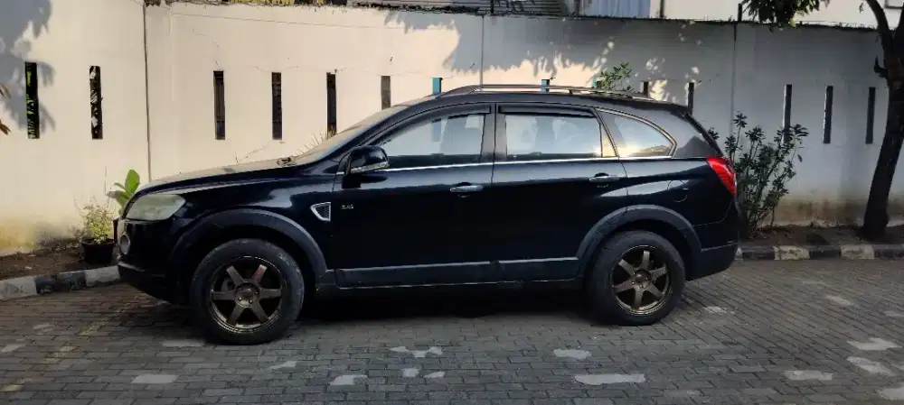 Chevrolet captiva 2009 Hitam