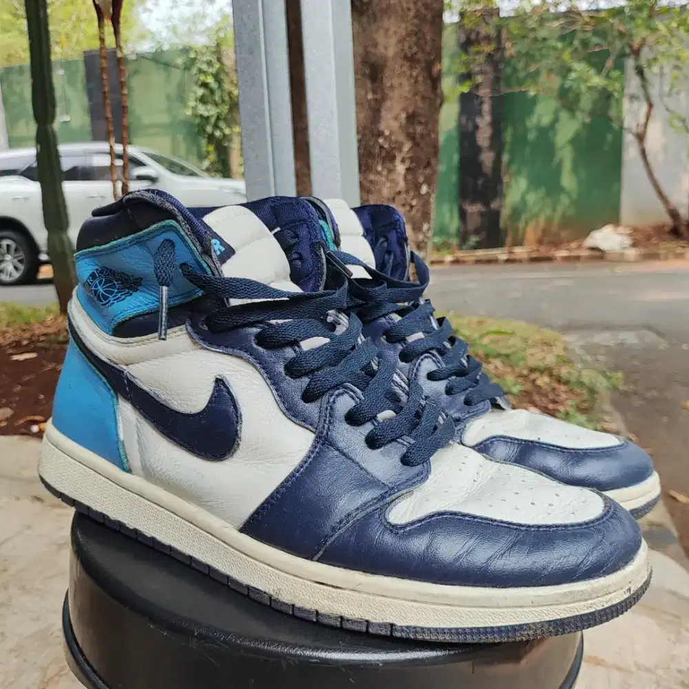 Nike Air Jordan 1 Obsidian