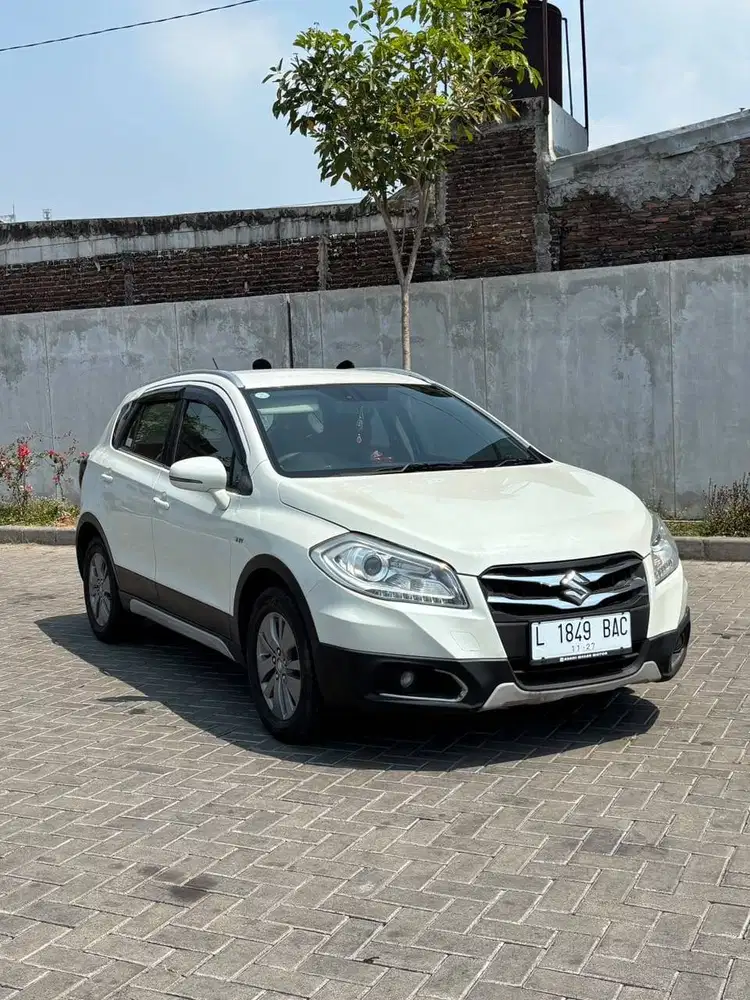 Suzuki SX4 Cross Manual [2016]