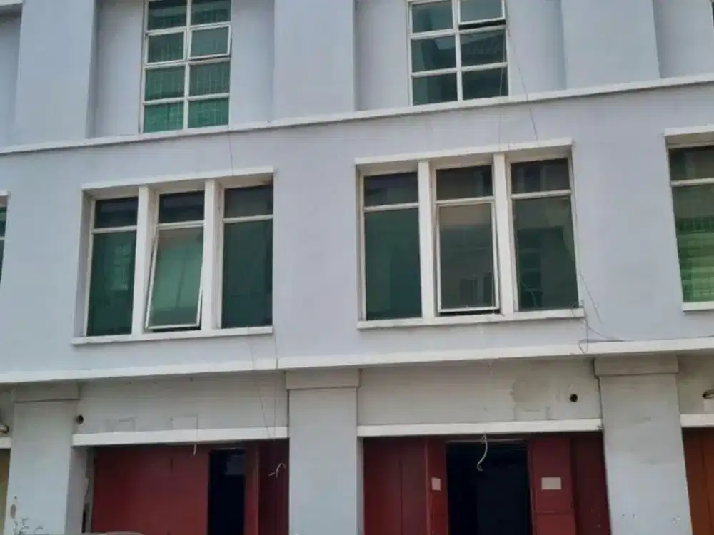Ruko 4 Lantai Mangga 2 Square di Jl Gunung Sahari Jakarta Utara