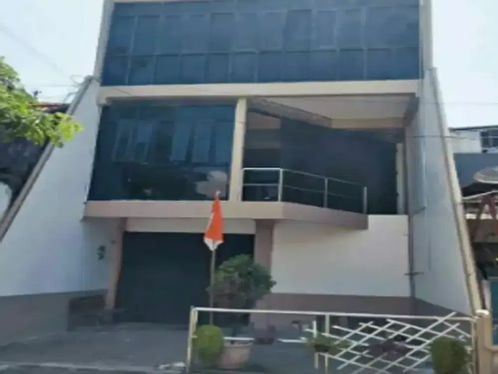 rumah disewakan dukuh kupang barat surabaya