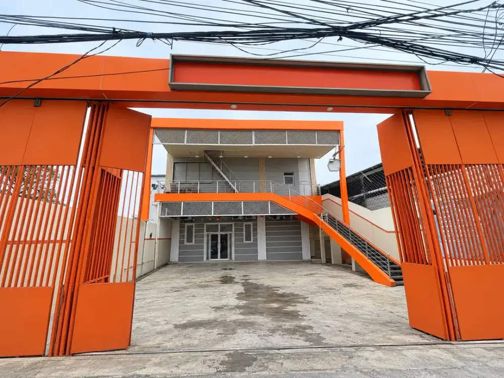 Dijual Ruko Gandeng Ex-Cafe di Pinggir Jalan Utama Narogong Bekasi
