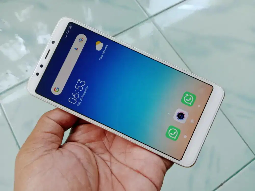 Redmi 5 4G LTE ram 3/32gb normal Batangan