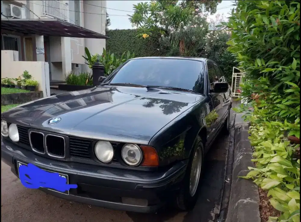 BMW 520i E34 full body mesin terawat